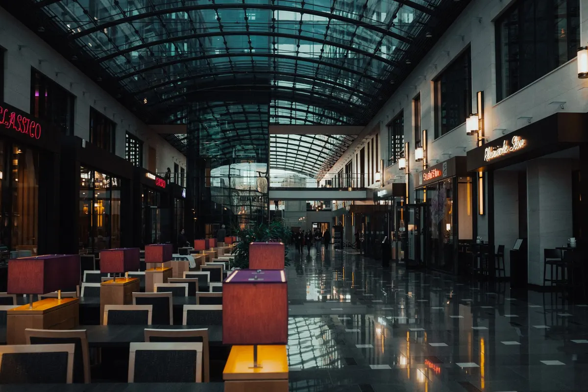 Shopping centre, photo 2